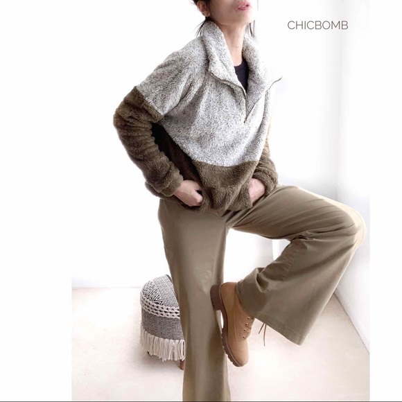 Cozy Sherpa Pullover- OLIVE - Picture 6 of 12